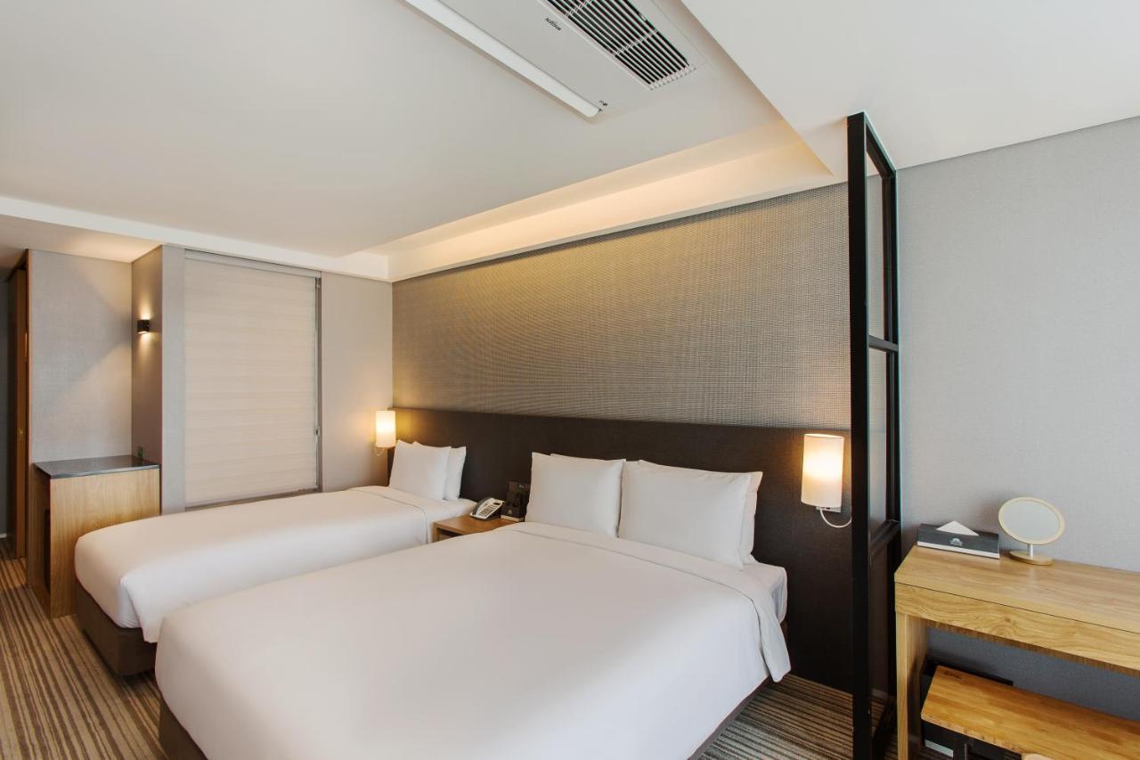 Hotel Adela Busan Bagian luar foto