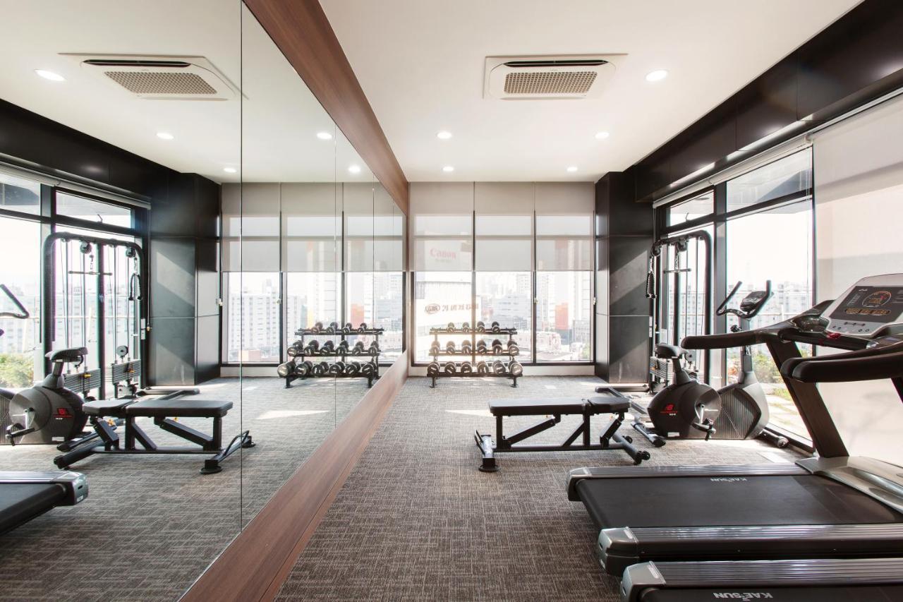 Hotel Adela Busan Bagian luar foto