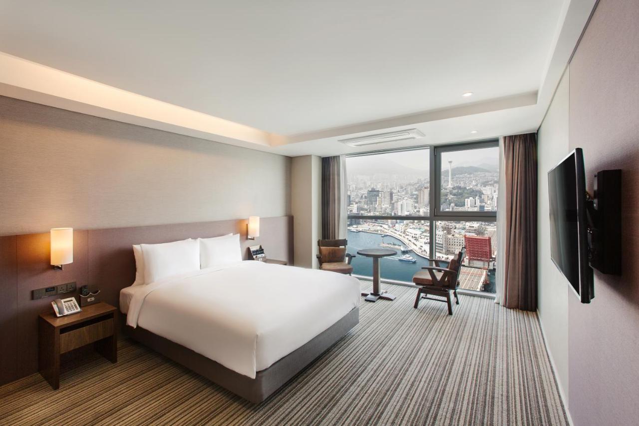 Hotel Adela Busan Bagian luar foto