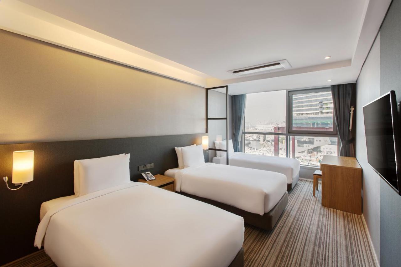 Hotel Adela Busan Bagian luar foto