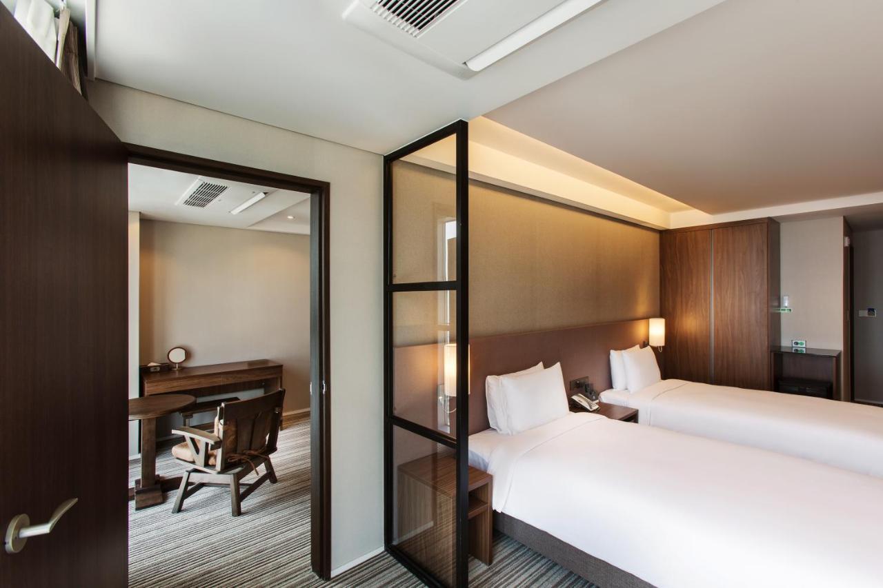 Hotel Adela Busan Bagian luar foto