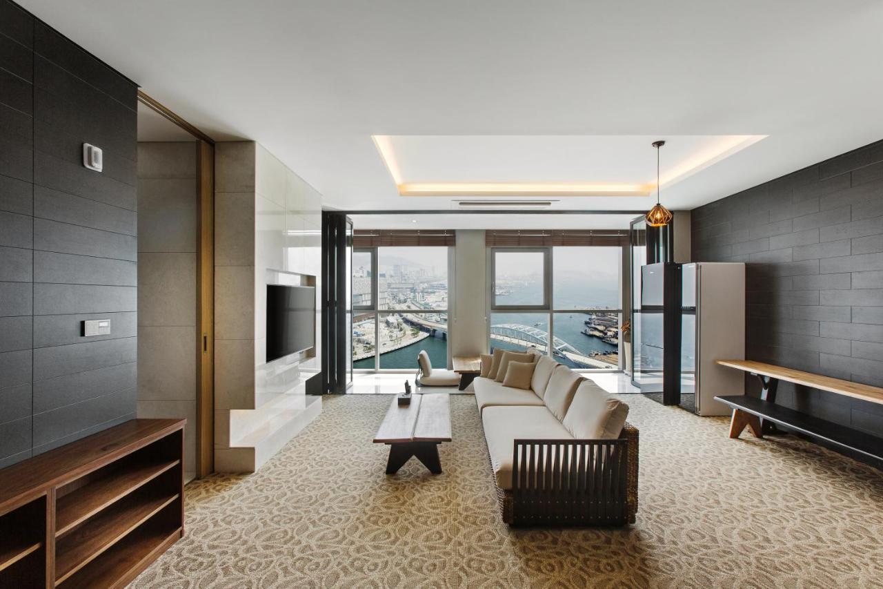 Hotel Adela Busan Bagian luar foto