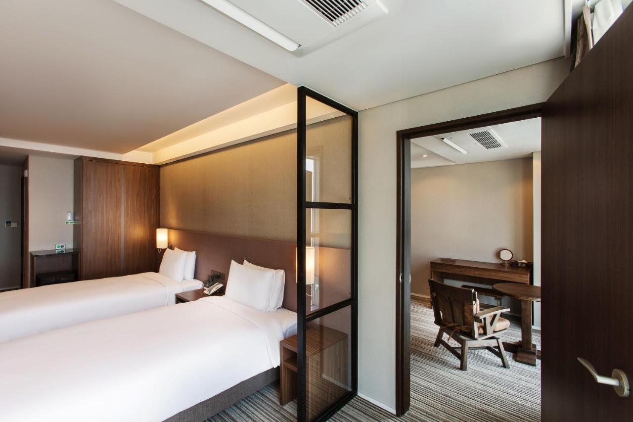 Hotel Adela Busan Bagian luar foto