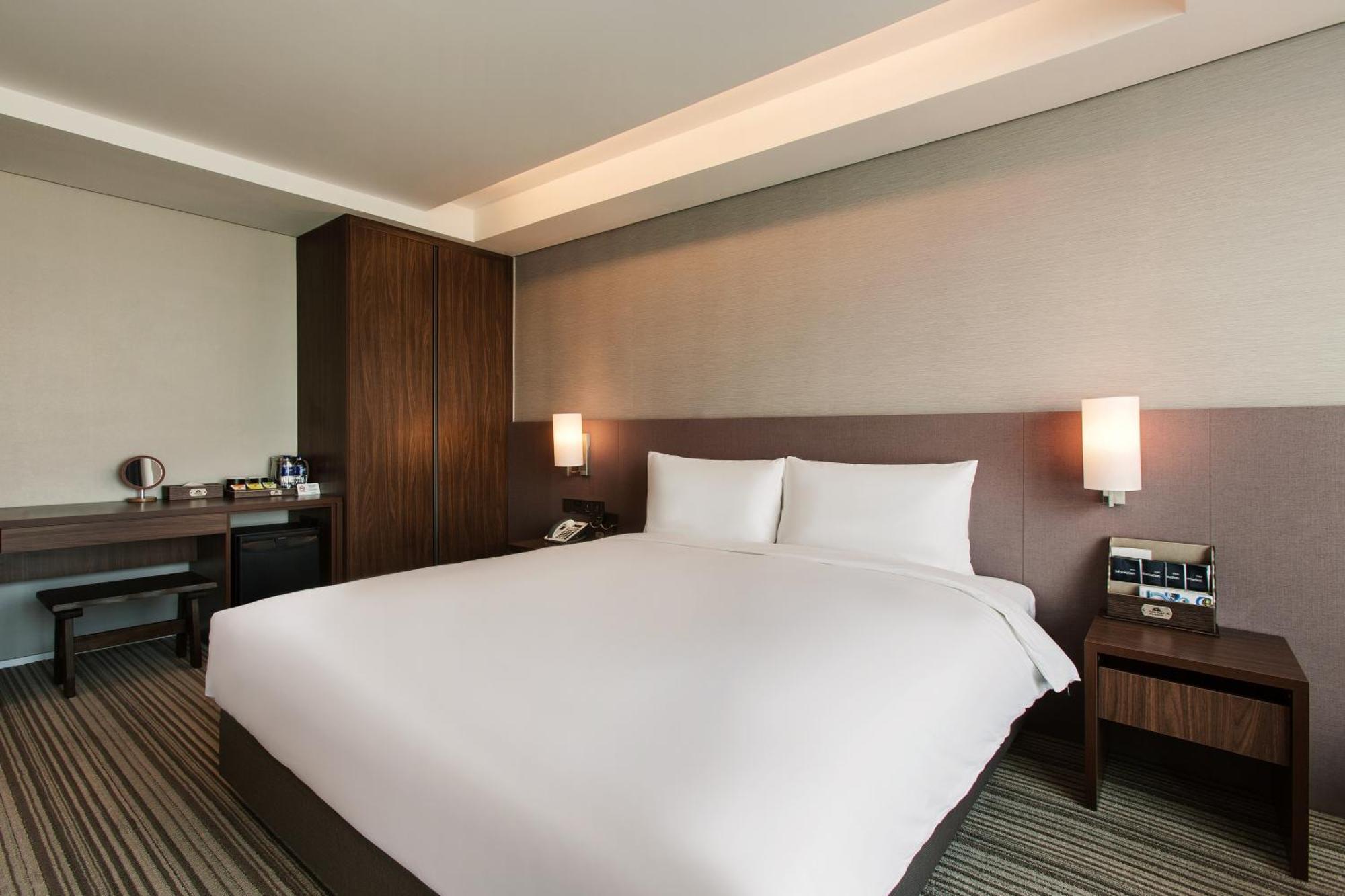 Hotel Adela Busan Bagian luar foto